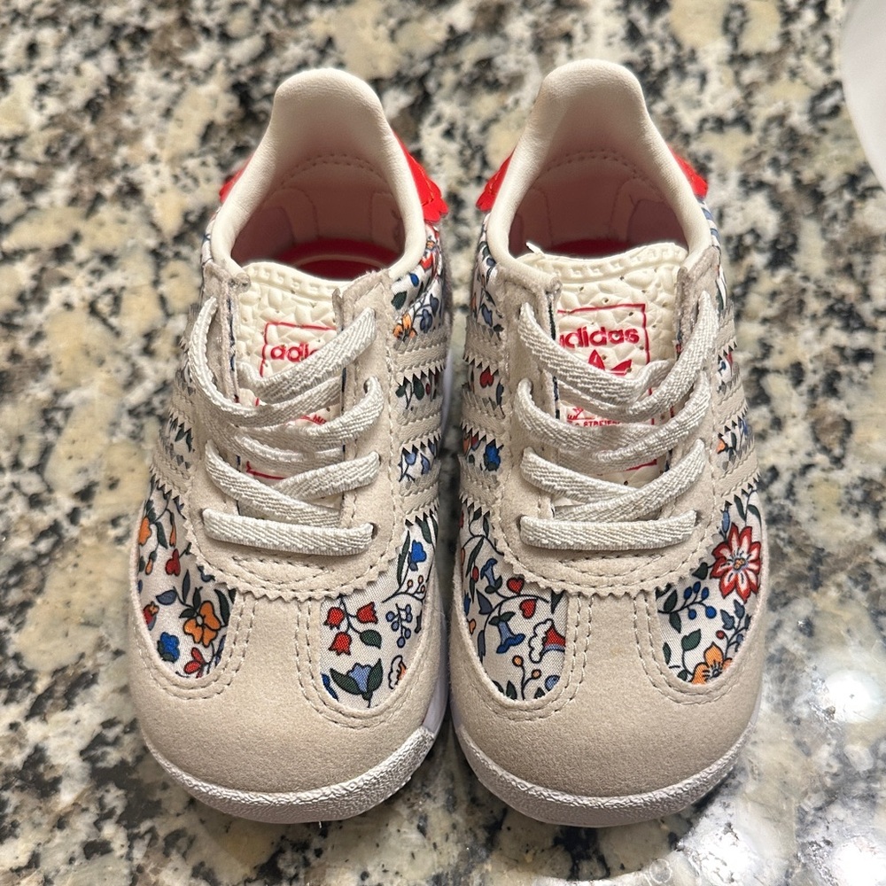 Adidas Kids Floral Sneakers - Cream and Red Accents